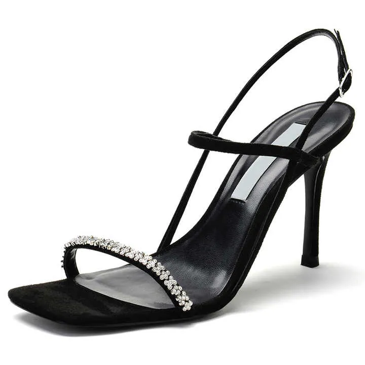 أحذية إسفينية عالية الجودة للنساء - High-quality wedge shoes for women
