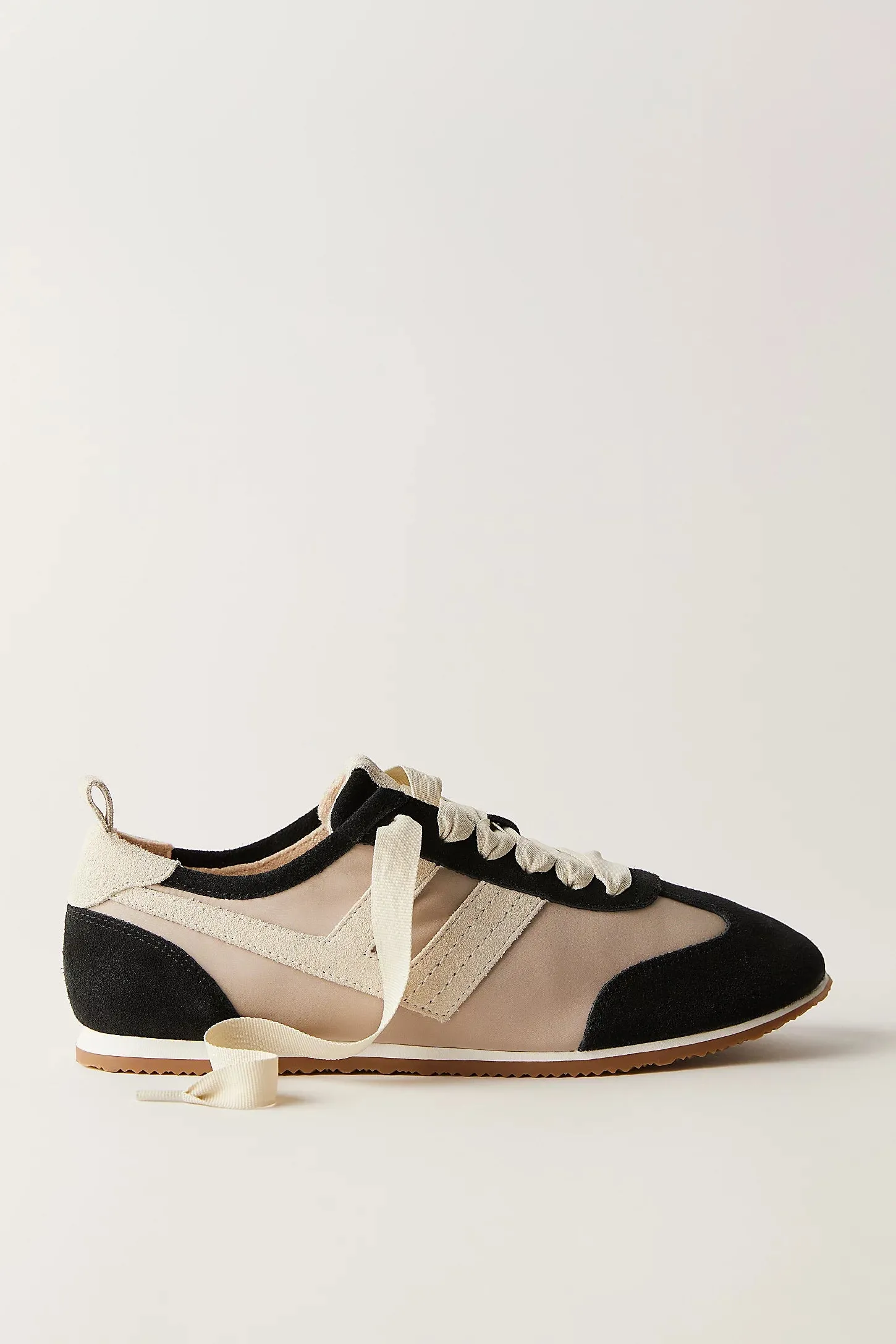 Aces Tennis Shoes - Black/Oyster Combo