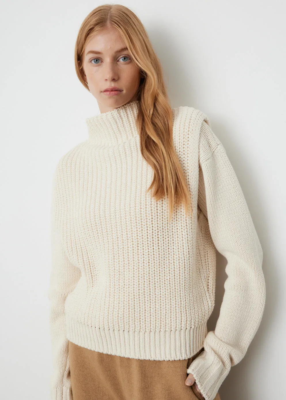 Cotton Half Neck and Cotton Muffler Set