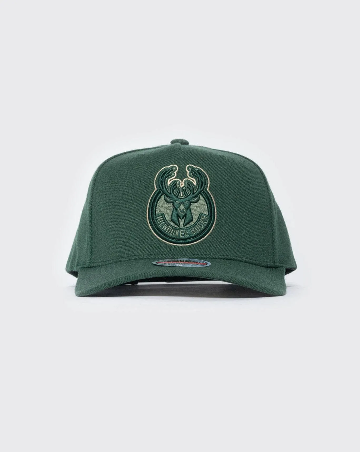 mitchell and ness bucks outline logo  MNMB22352